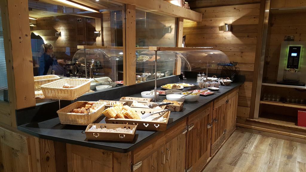 Hotel Le Sporting Morzine Exterior foto